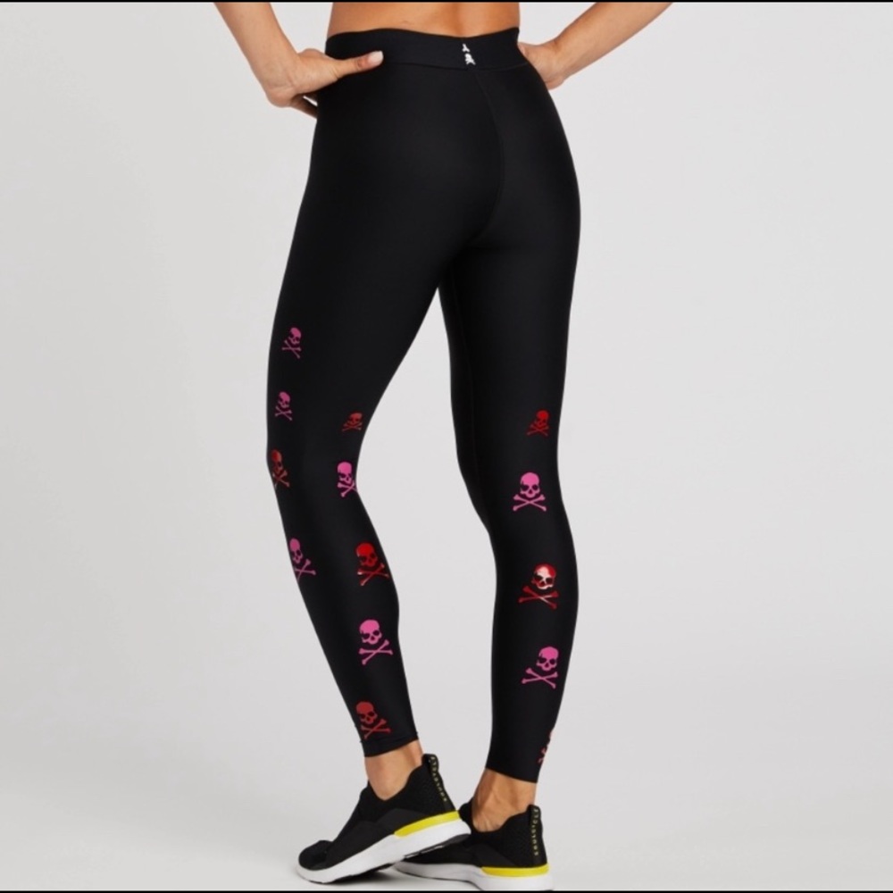 ULTRACOR x SoulCycle Skull Leggings Size Medium - Picture 2 of 7